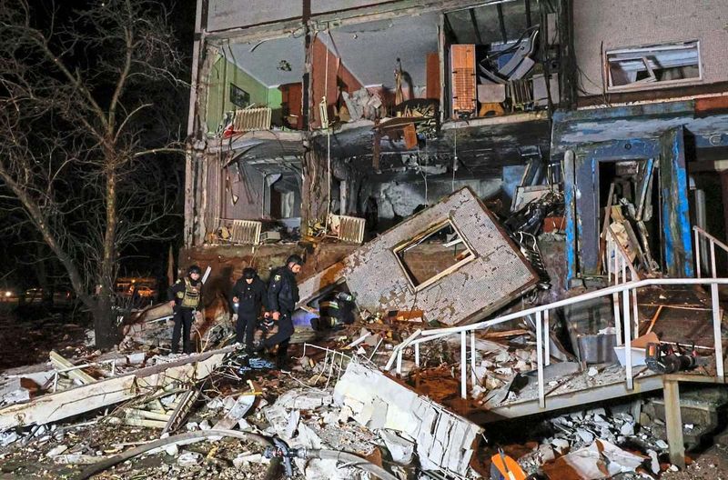 Laut Bürgermeister drei Verletzte bei russischem Angriff auf Charkiw