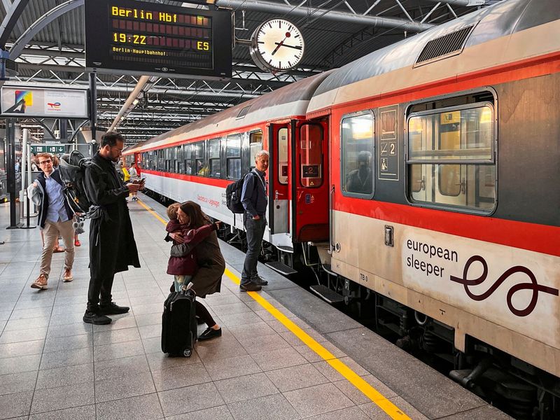 Zugfahrten sind in Europa bis zu 26-mal teurer als Flüge