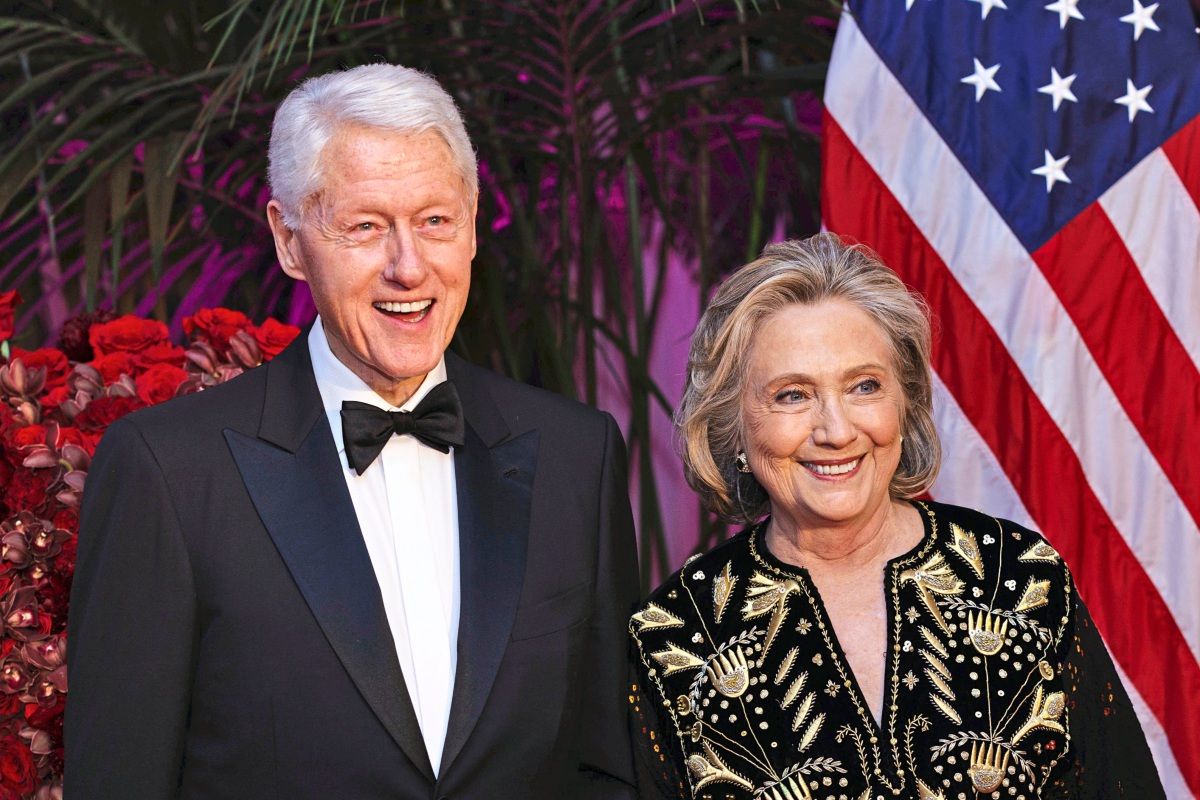 For Hillary Clinton, an Epstein Deposition Is the Latest 'Stand by Your ...