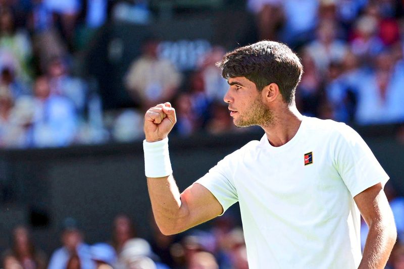 Alcaraz steht souverän in dritter Wimbledon-Runde