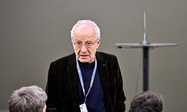 Das-n-chste-Pilnacek-Buch-Peter-Pilz-hat-wieder-Fragen-und-manche-sind-brisant