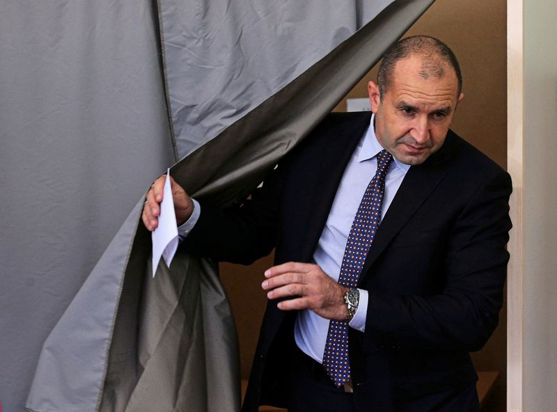 Prorussischer Präsident Radew bringt Bewegung in Bulgariens politischen Stillstand