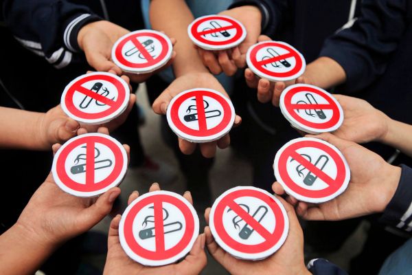 Stadt-Rom-f-hrt-ab-April-Rauchverbot-an-Str-nden-ein