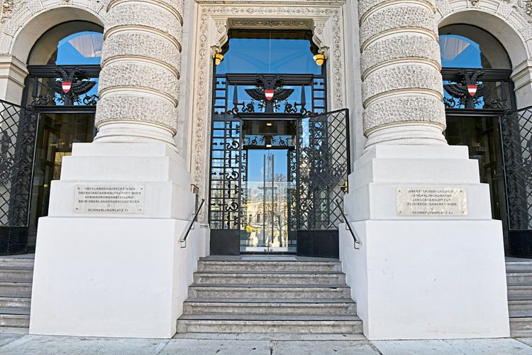 Justizpalast auf dem Schmerlingplatz in Wien, mit Oberster Gerichtshof (OGH),