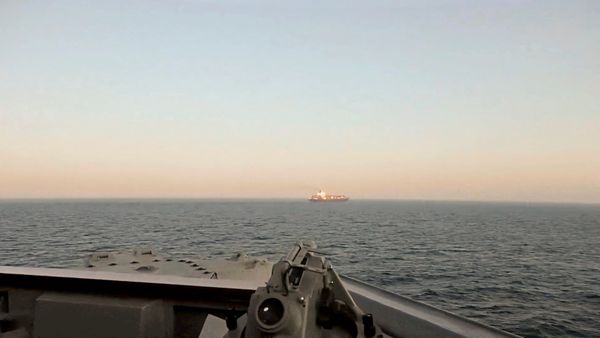 US-Milit-r-stoppt-Schiff-der-iranischen-Schattenflotte-