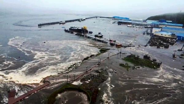 Erdbeben-der-St-rke-7-7-Tsunami-Warnung-auf-Kamtschatka