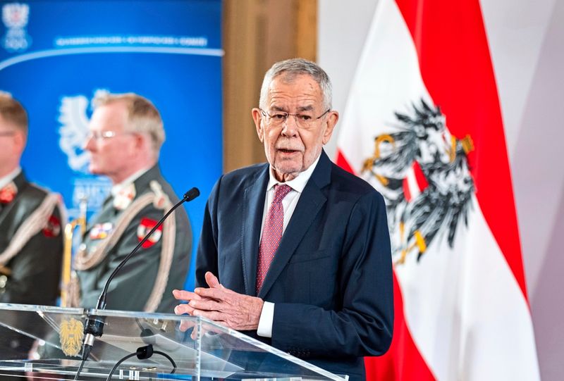 Wehrdienst: Der Präsident richtet dem Kanzler was aus