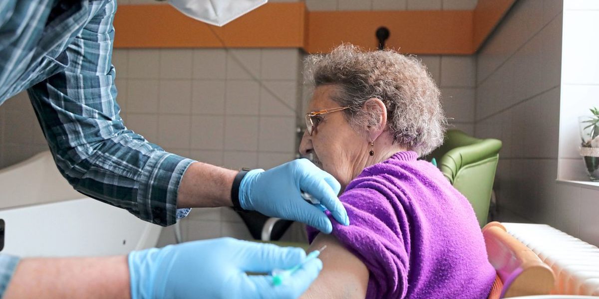 Auffrischung gegen Corona nur mehr mit Moderna und Pfizer - Vimarsana News
