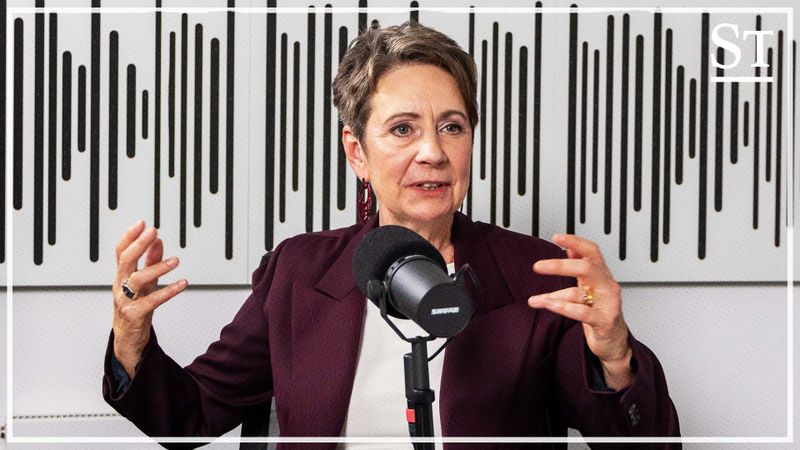 KI-Blase, Chipkrieg, "Star Trek": Sabine Herlitschka im Interview