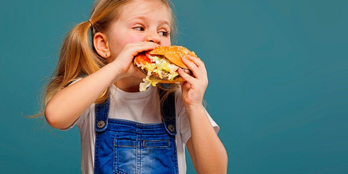 Wie ungesund ist Nehammers Burger-Diät für Kinder?