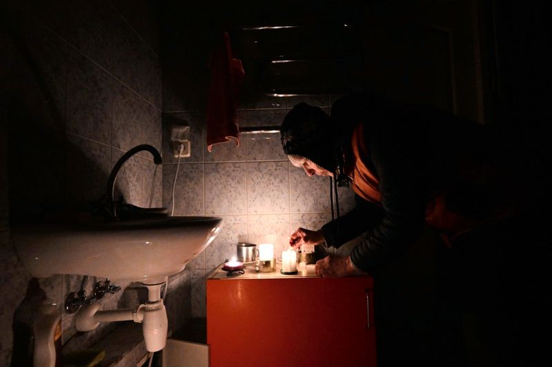 Mitten im Schiffbruch – über den katastrophalen Kriegswinter in der Ukraine