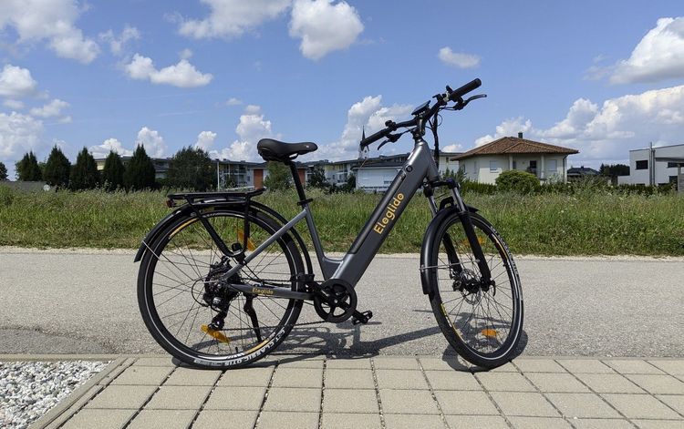 Eleglide T1 ST im Test: Gnstiges Trekking-E-Bike vor allem fr die Stadt -  Innovationen - derStandard.de  Web