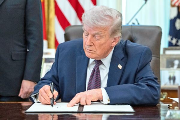 Trump-versch-rft-Regeln-f-r-Briefwahl-Klagen-angek-ndigt