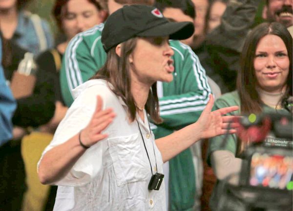 Beleidigen-als-Hobby-Unterwegs-mit-einer-Wiener-Battlerapperin