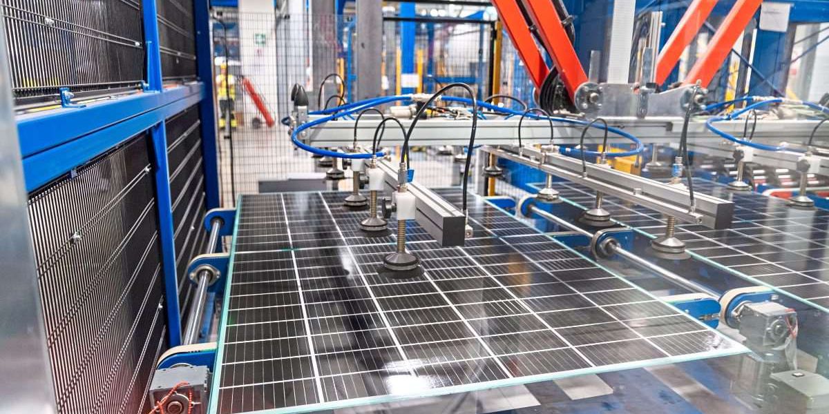 Was eine Solarfabrik auf Sizilien über die Probleme von Europas Industrie erzählt