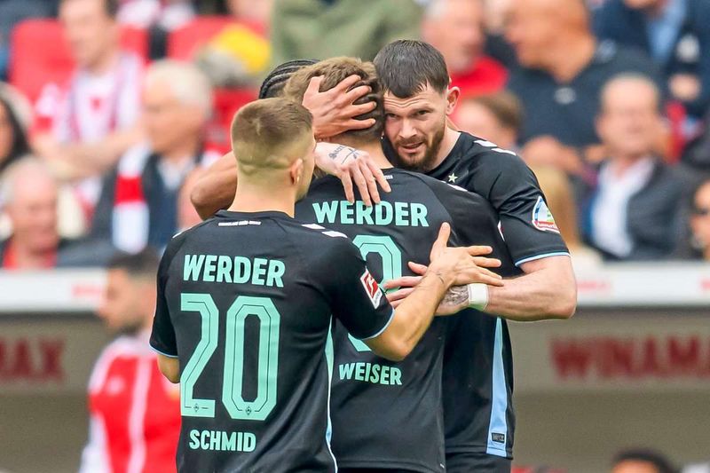 Bremen nach Last-Minute-Sieg weiter im Europacup-Rennen, Frankfurt gewinnt