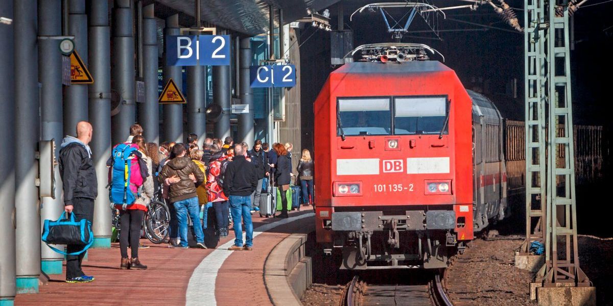 Deutsche Lokführergewerkschaft und Bahn verhandeln wieder - Vimarsana News