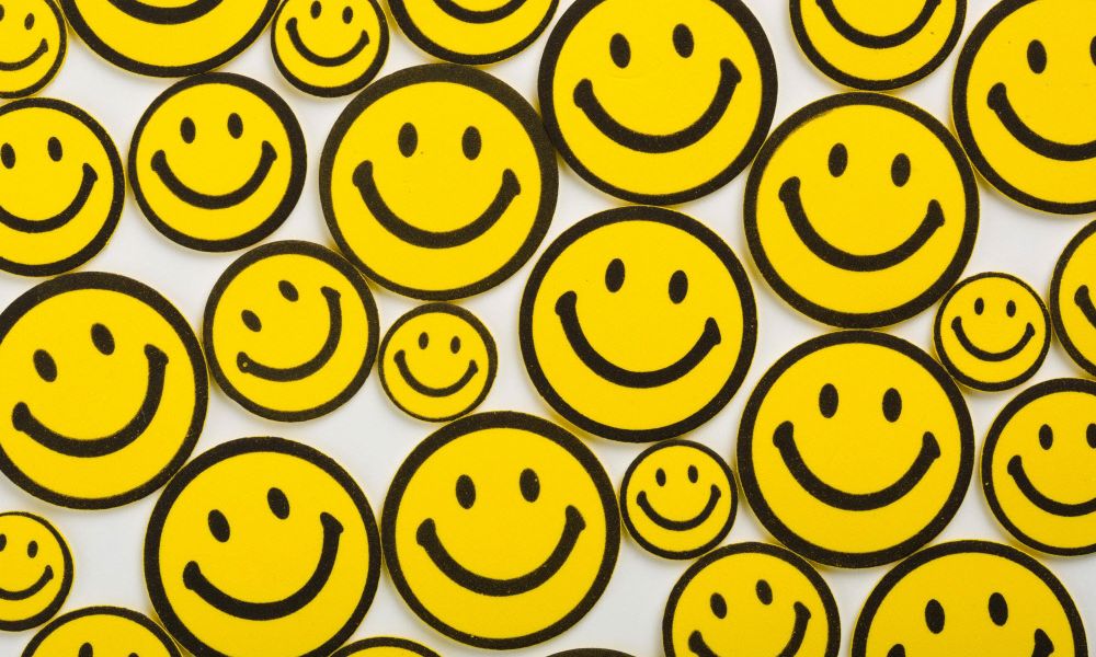 "Schluss gemacht wegen Emojis": Neuer Report zeigt die Macht der Smileys