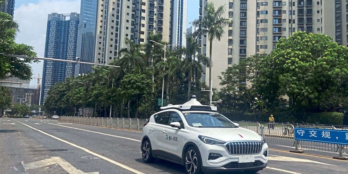 Robotaxis causing chaos in China because they obey traffic rules