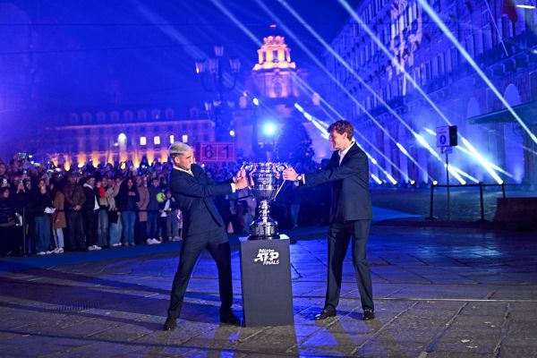 sinner-oder-alcaraz-duell-um-nummer-eins-bei-turiner-atp-finals-im-mittelpunkt