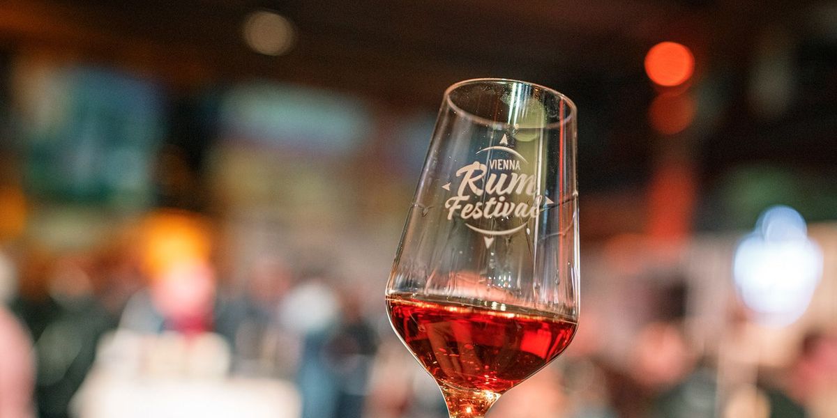 Rumfestival und Weinwandern am Wochenende