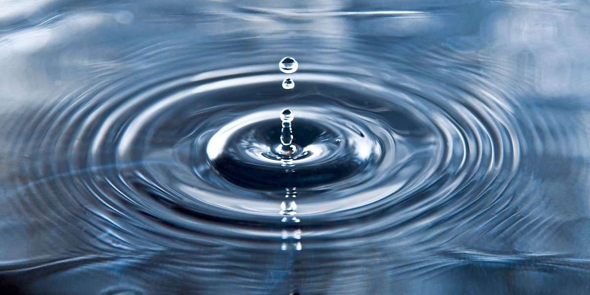 Waterdrop, Air up und Co: Was ist dran am Wasserhype? - Unternehmen -   › Wirtschaft