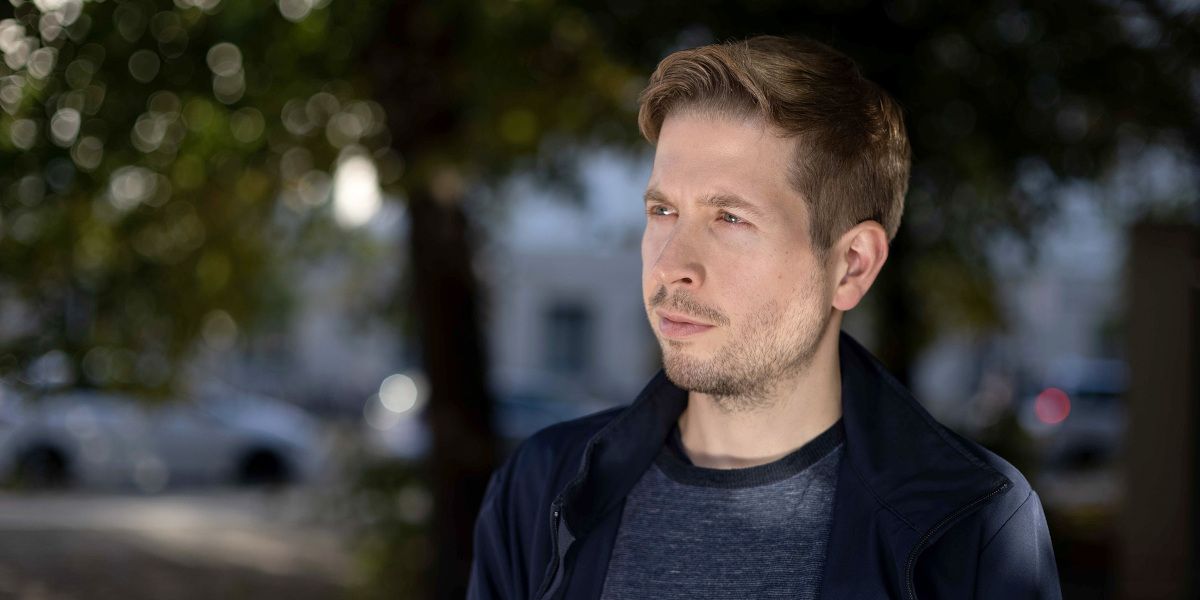 Ndr Doku Uber Spd Vize Kevin Kuhnert Genosse Gemeinwohl Fernsehkritik Tv Tagebuch Derstandard At Etat Ndr Doku Uber Spd Vize Kevin Kuhnert Genosse Gemeinwohl Fernsehkritik Tv Tagebuch Derstandard At Etat