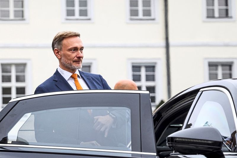 Ex-FDP-Chef Christian Lindner nun im Bereich Gebrauchtwagen tätig