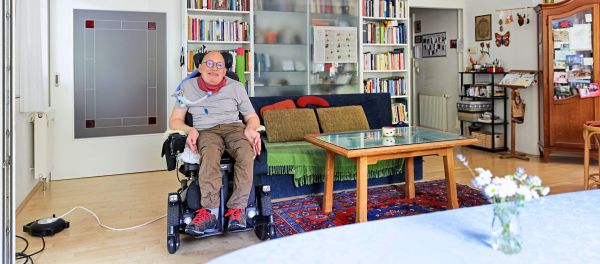 Franz-Joseph-Huainigg-Meine-Assistentinnen-sind-meine-Arme-und-Beine-