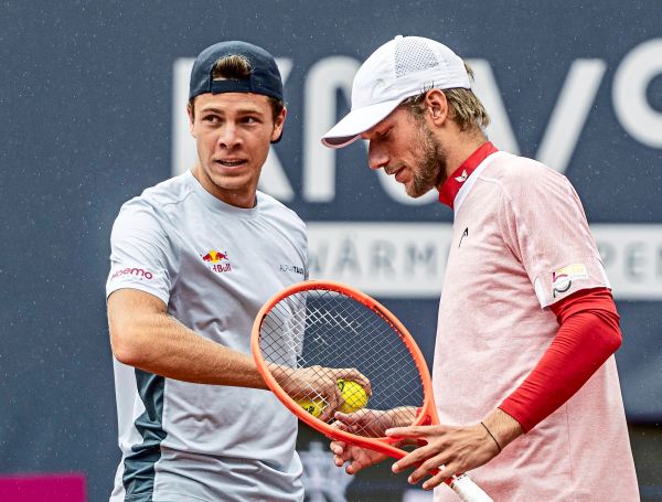 Oberleitner-Schw-rzler-verlieren-Doppel-Finale-in-Kitzb-hel