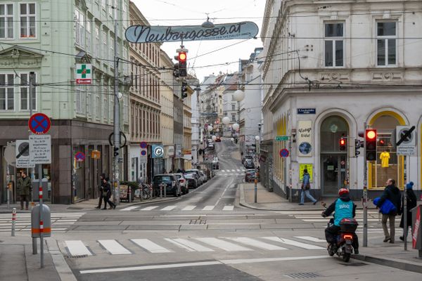 Neubaugasse-Warten-auf-den-Weiterbau