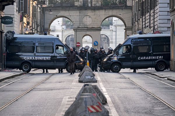 kirchliche-trauerfeier-f-r-mafia-boss-streit-in-italien