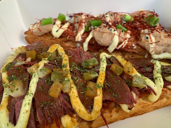 Wie-ein-Tiktok-Video-als-Imbiss-wer-traut-sich-Crusty-Slices-kosten-