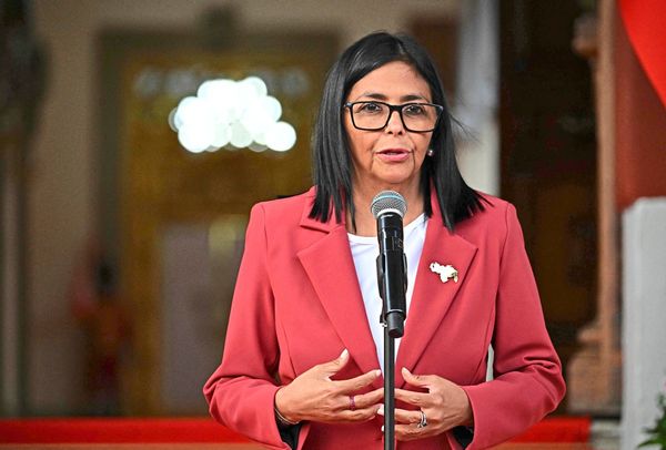 USA-heben-Sanktionen-gegen-Venezuelas-Interimspr-sidenten-auf