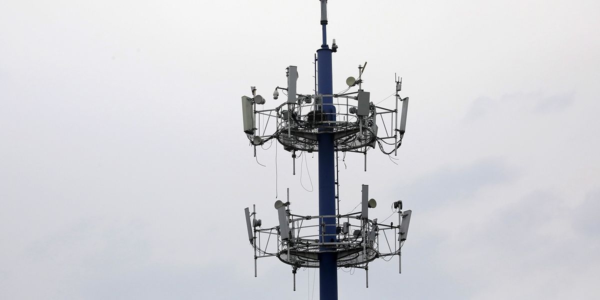 Weltweit erster multifunktion 24 Antennen tragbare 5G Handy