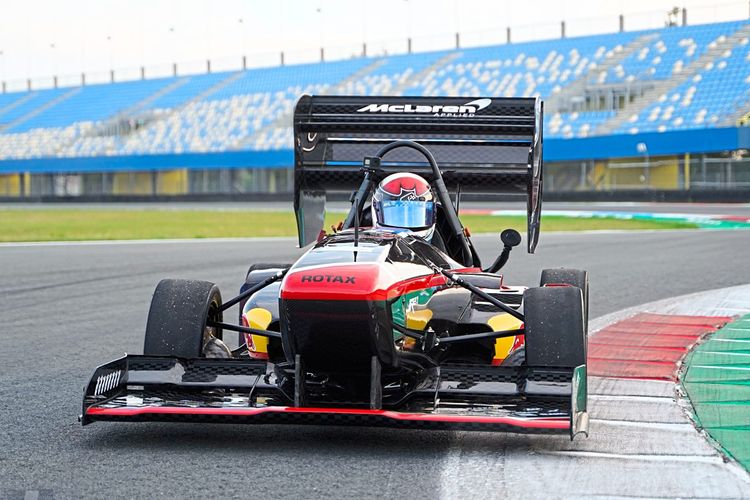 Formula Student Rennwagen 2019