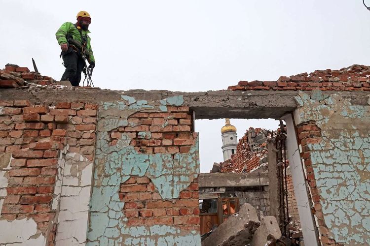 Wiederaufbau in der Ukraine, ein zerstörtes Haus in Kharkiv