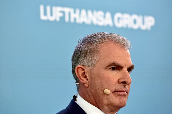 Lufthansa-Chef-zweifelt-an-Klimazielen-der-Luftfahrt