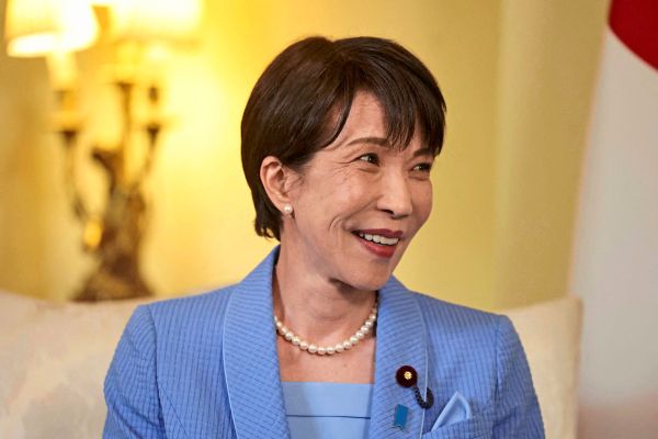 Japanische-Premierministerin-schl-ft-null-bis-drei-Stunden-pro-Nacht-und-erntet-Kritik