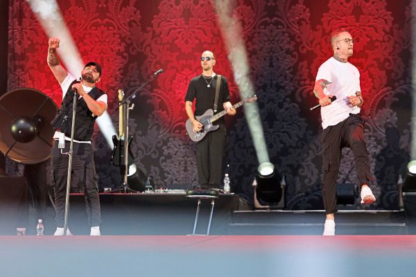 Seiler-und-Speer-im-Stadion-Kiberer-und-P-cha-gehen-aufs-Sportlerfest