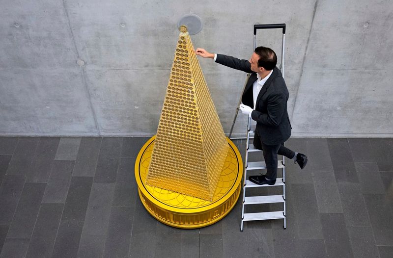 Gold, auf Rekordpreis, ist zu einem teuren Weihnachtsgeschenk geworden
