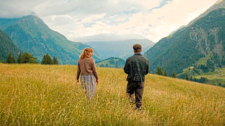 Verliebt: Marie (Julia Franz Richter) und der Junge Andreas (Stefan Gorski).