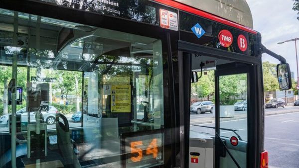 Barcelona-ffentliche-E-Busse-sammeln-Daten-um-Verkehrss-nden-zu-z-hlen