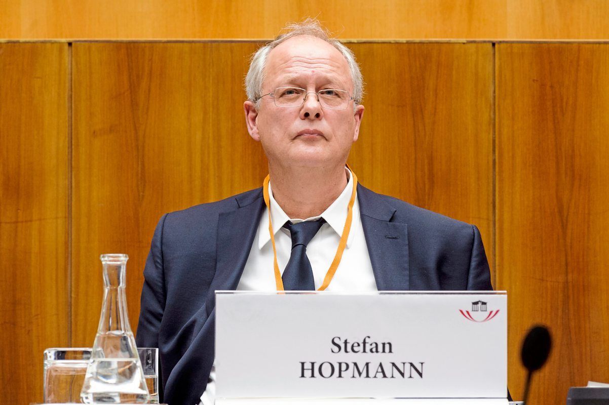 Hopmann zu Umbau des Bifie