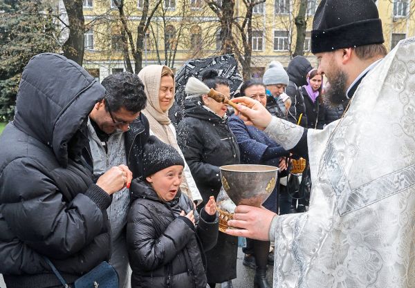 Ukraine-und-Russland-melden-Verst-e-gegen-Oster-Feuerpause