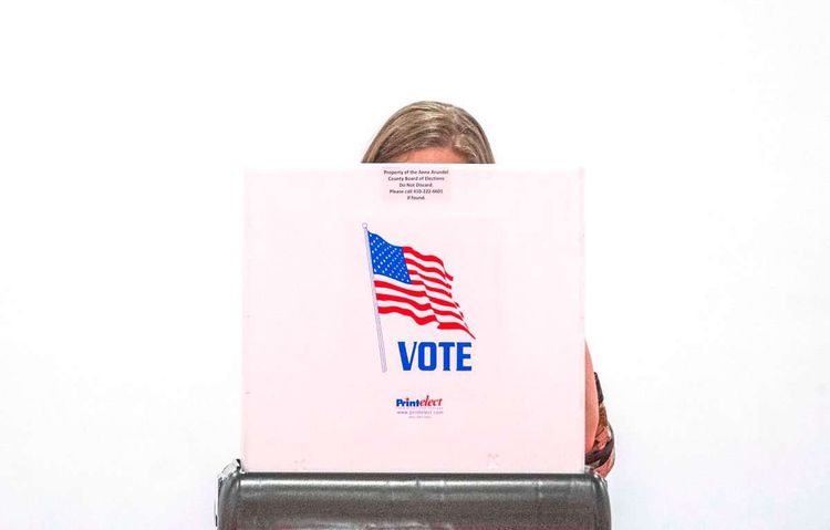 Frau Wahlmaschine USA