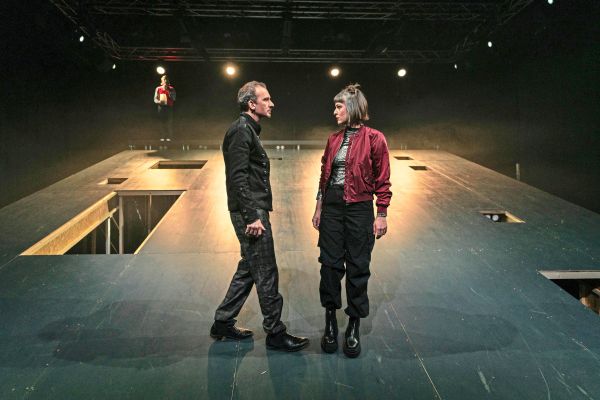 Entzweiung-von-Kasimir-und-Karoline-im-Ph-nix-Theater-Linz