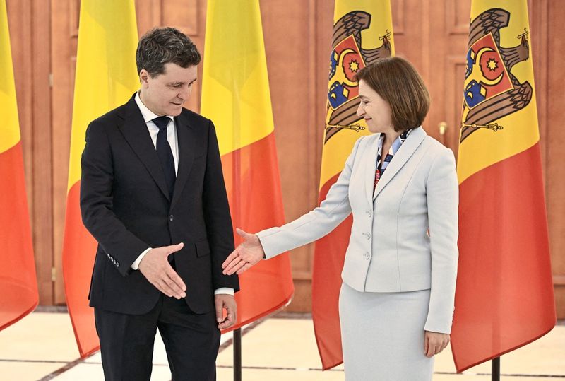 Aus Angst vor Russland: Moldaus Präsidentin würde für Wiedervereinigung mit Rumänien stimmen