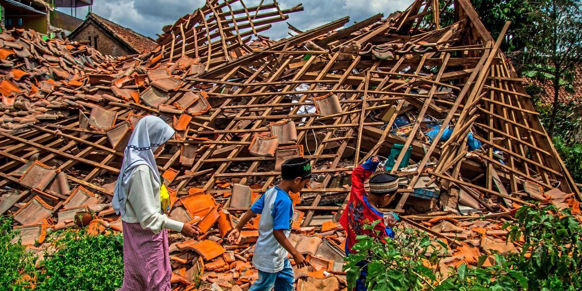 Indonesische Insel Java erneut von schwerem Erdbeben erschüttert