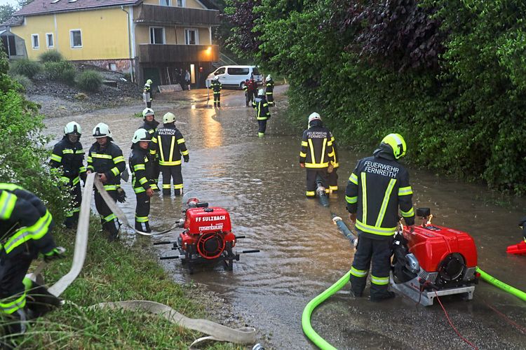 160 Feuerwehreinsätze wegen enormen Regens im Burgenland